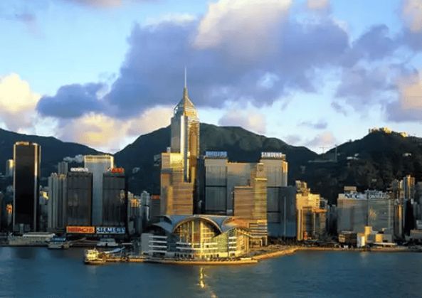 2025年香港身份政策重大更新：优才高才专才留学依亲全解析