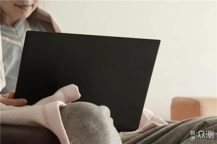 可旋转笔记本电脑_可以旋转屏幕的笔记本_笔记本旋转电脑可以开机吗