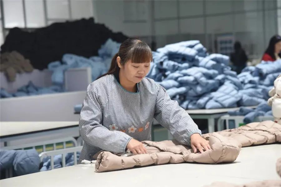 手中线_中线手工_中线手拉手