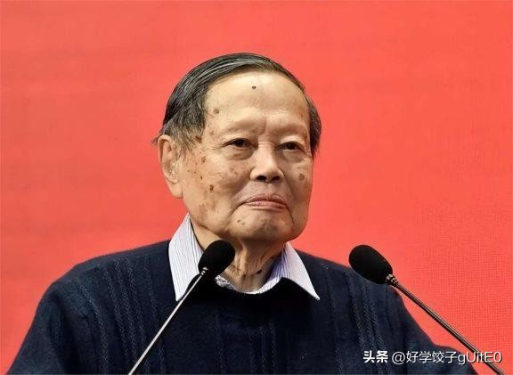 翁帆对杨振宁不耐烦了_翁帆杨振宁忘年恋争议_翁帆杨振宁婚姻生活揭秘