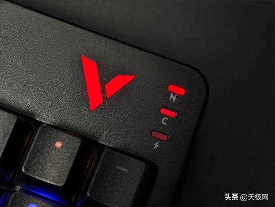 雷柏v500键帽_雷柏V500PRO多模版键盘_多功能办公游戏键盘