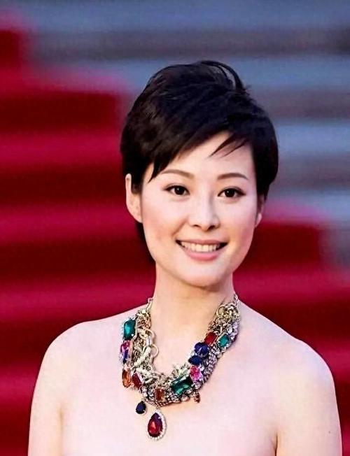 袁立徐威爱情长跑_徐威袁立为什么分手_袁立三次婚姻经历