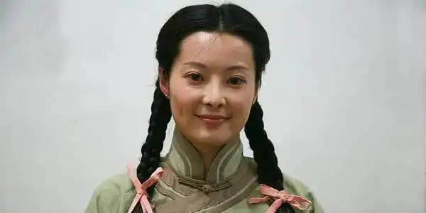 徐威袁立为什么分手_钱与爱关系分析_袁立徐威感情经历