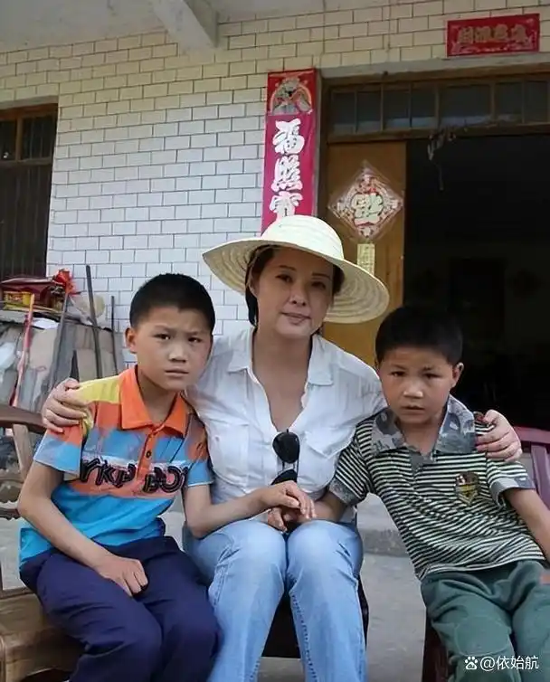 袁立婚姻经历_袁立公益转型_徐威袁立为什么分手