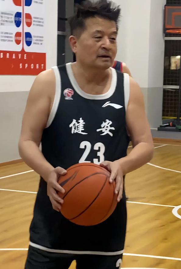 毕福剑篮球生活_毕福剑在饭局说了什么_毕福剑近况