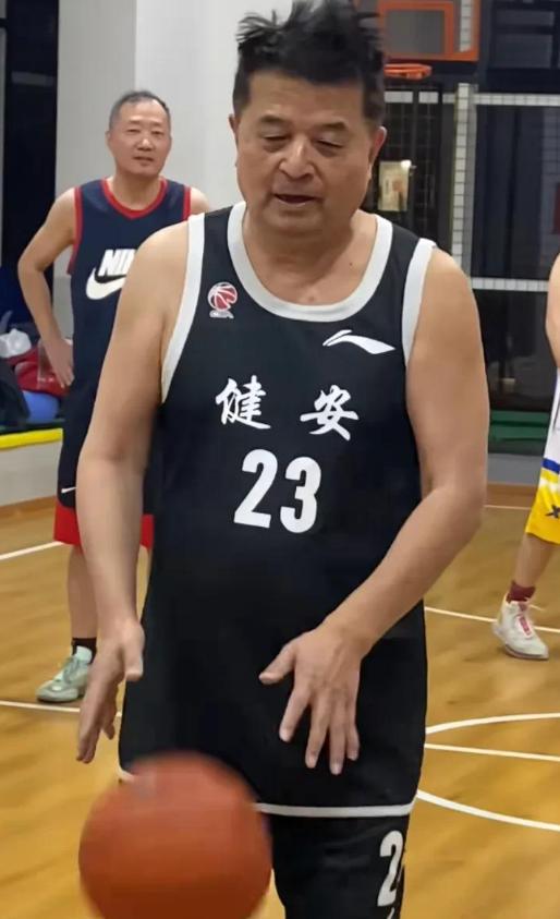 毕福剑篮球生活_毕福剑在饭局说了什么_毕福剑近况