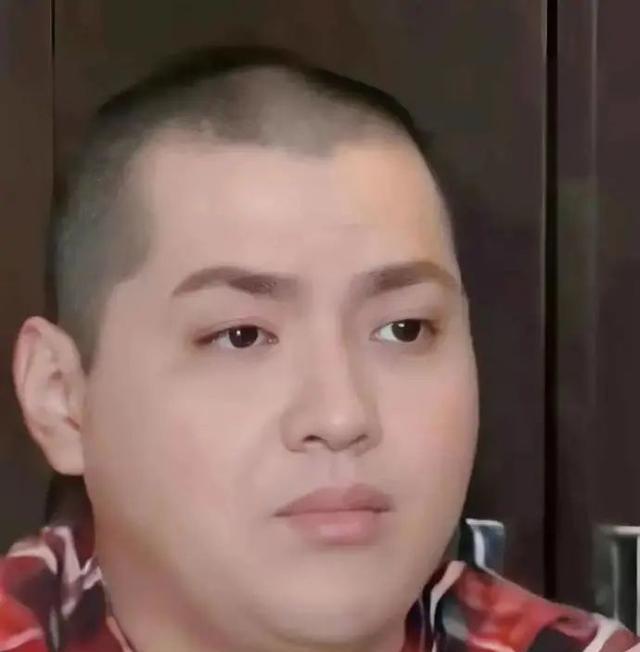 吴亦凡的最新照片_吴亦凡狱中现状_吴亦凡狱中生活