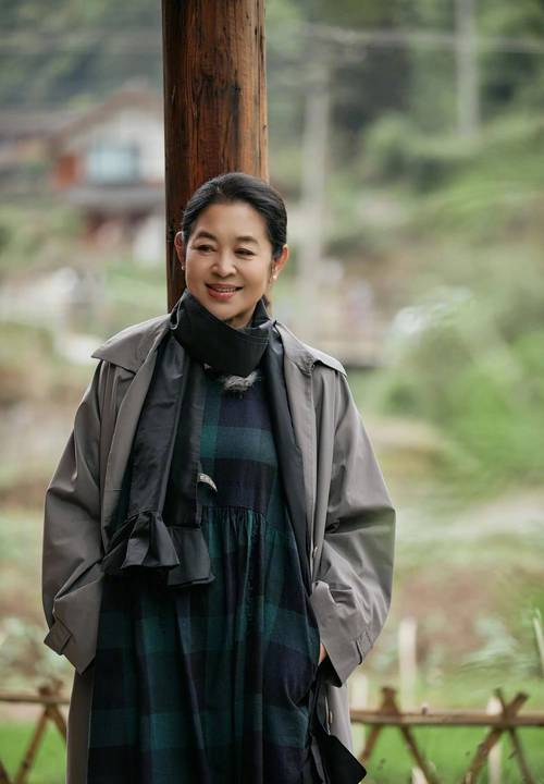 倪萍被曝移民美国新闻_倪萍64岁断崖式衰老_倪萍三婚两离不移民