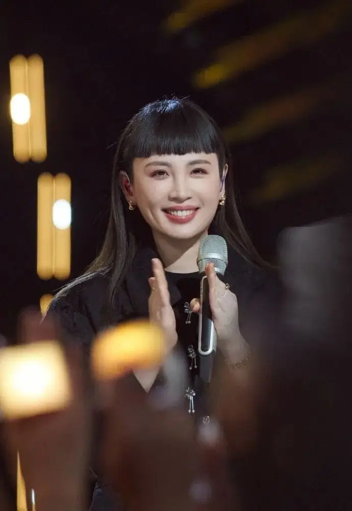 华语乐坛新老交替问题_金曲奖提名名单分析_金曲奖2025视频