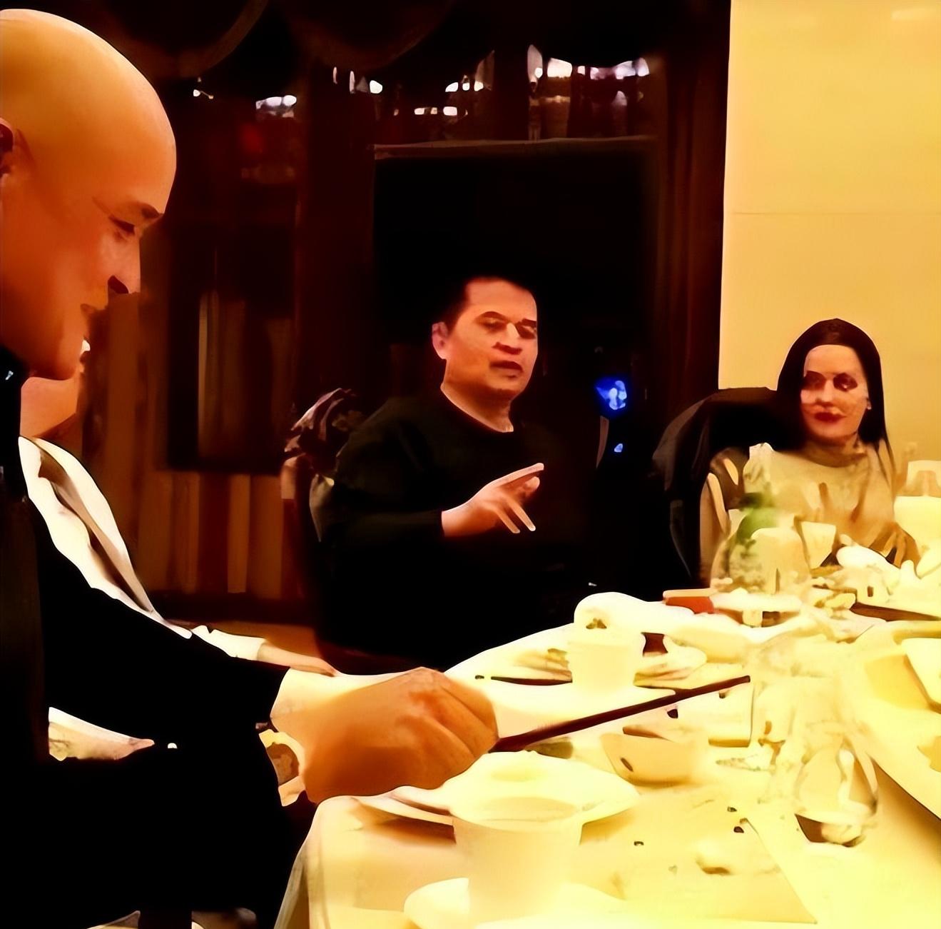 毕福剑饭局录像_毕福剑被封杀后现状_毕福剑说了什么被央视封杀