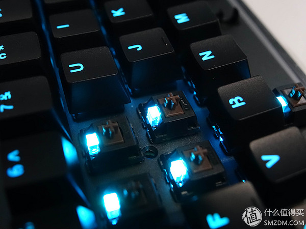 v500l v700s_雷柏V720机械键盘_雷柏V720评测