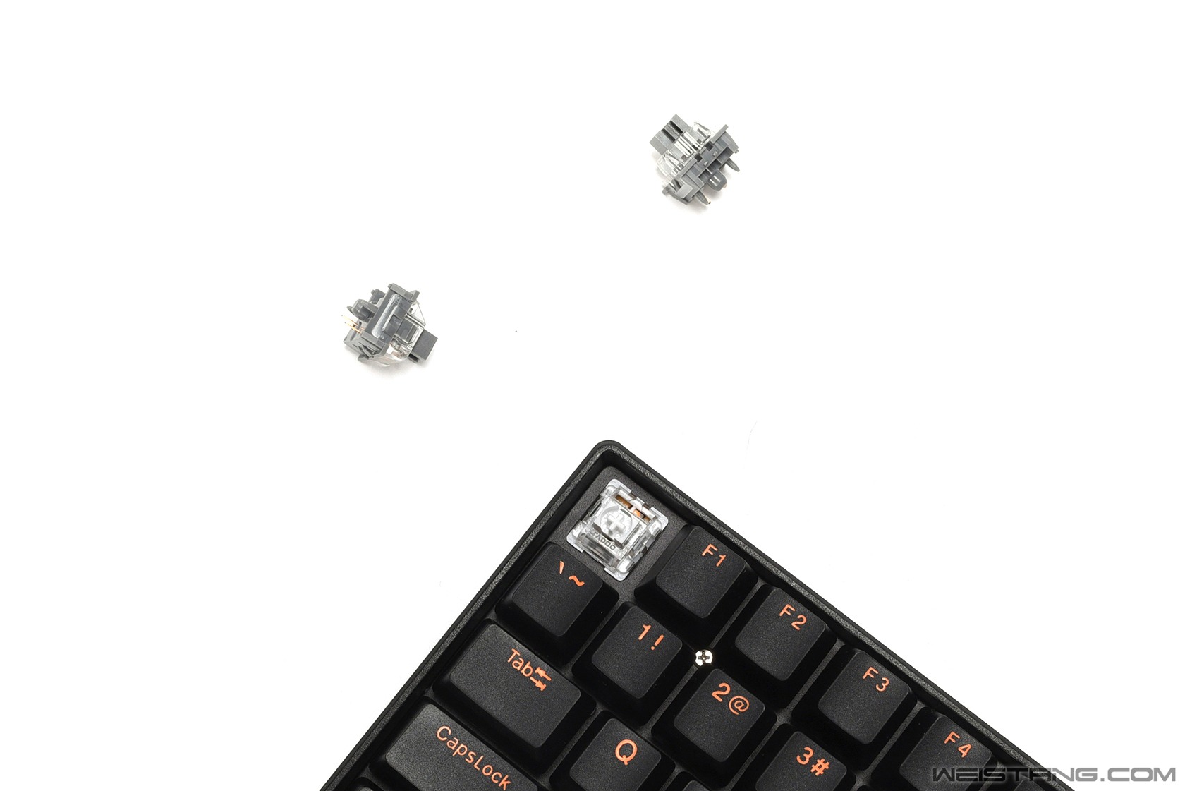 雷柏V500DIY-100热插拔机械键盘_v500l v700s_雷柏线性银轴键盘