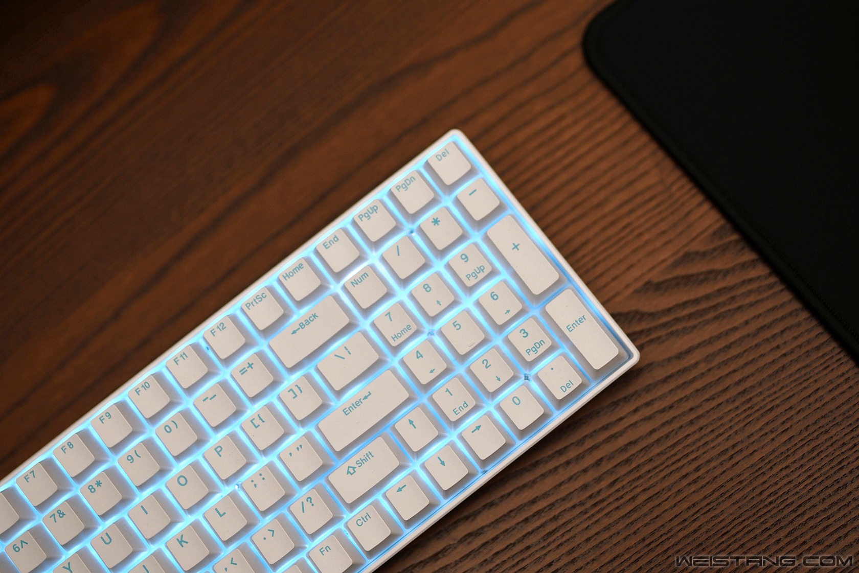 v500l v700s_雷柏线性银轴键盘_雷柏V500DIY-100热插拔机械键盘