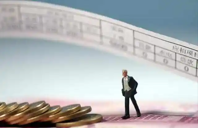 2023年财政收入排名城市_上海财政收入分析_杭州地方财政收入构成