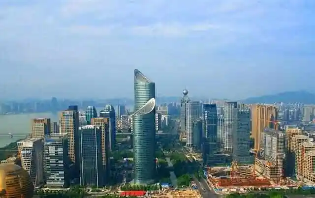 上海财政收入分析_2023年财政收入排名城市_杭州地方财政收入构成