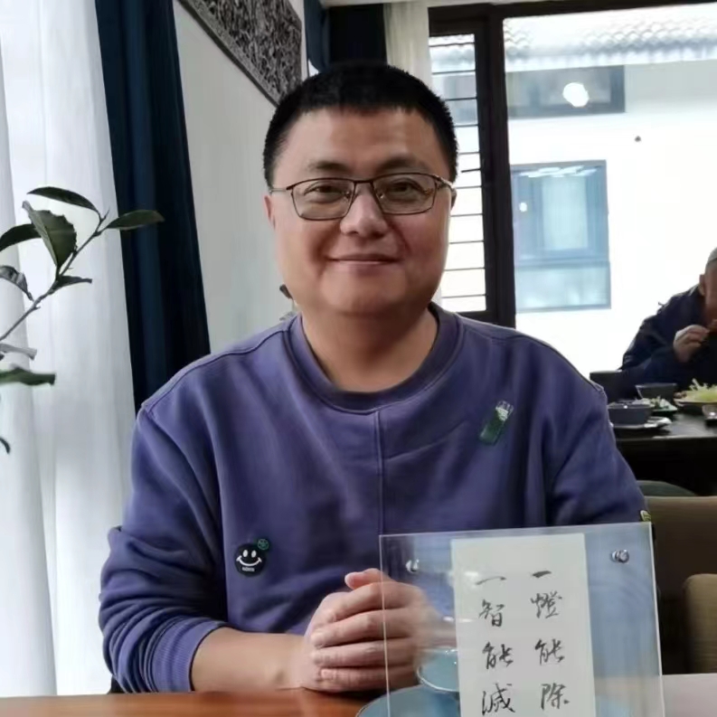 理想文学评论标准_文学作品评论_文学评论传统困境