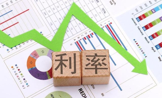 货币基金收益下降原因_余额宝什么时候有收益高_余额宝跌破1%
